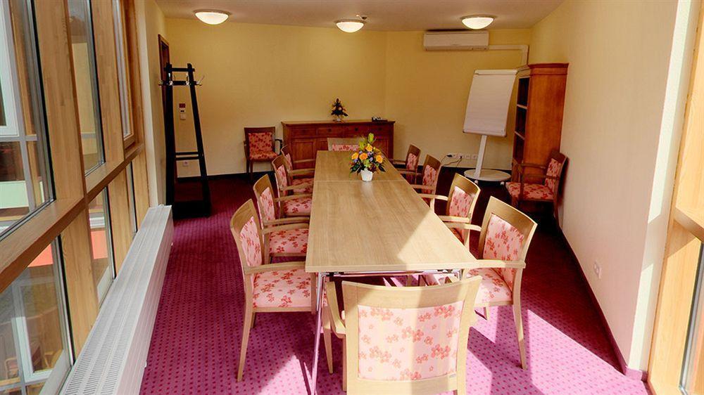 Hotel Harzer Am Kurpark バート・ヘレンアプ エクステリア 写真