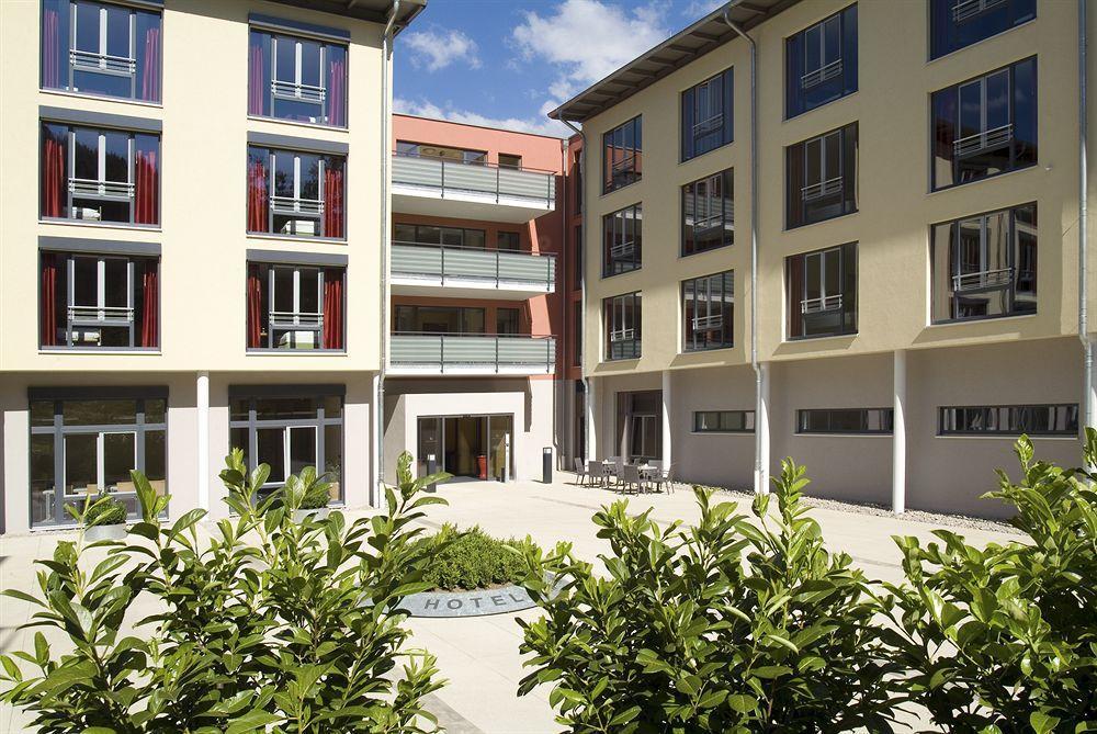 Hotel Harzer Am Kurpark バート・ヘレンアプ エクステリア 写真